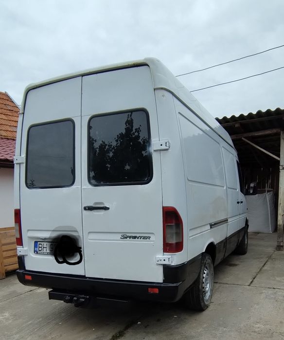 Mercedes sprinter 311 CDI sau schimb cu vaci