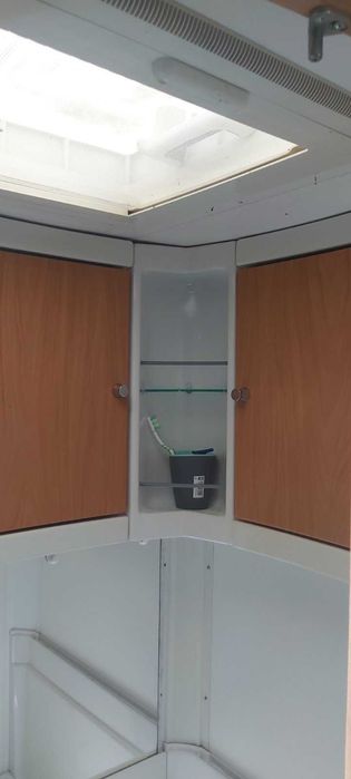 Продава се каравана Cristall Moorea 530BK – 2001 г.