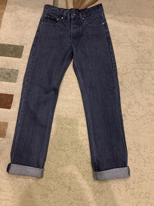 Срочно продам джинсы Levi’s 501 оригинал. Все бирки имеются!