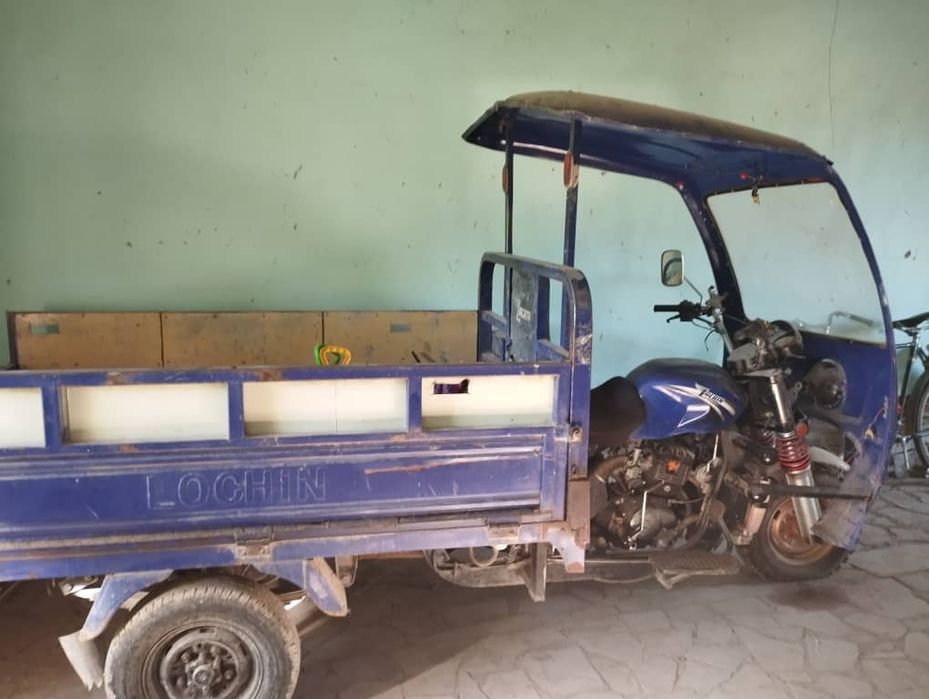 Lochin sotiladi yili 2020 kogon narxi 12milyon kelishiladi kami