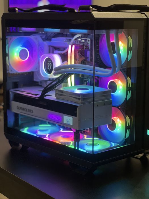 PC Gaming Ryzen 7 9800X3D RTX 5080 Aorus 32GB RAM 3TB SSD