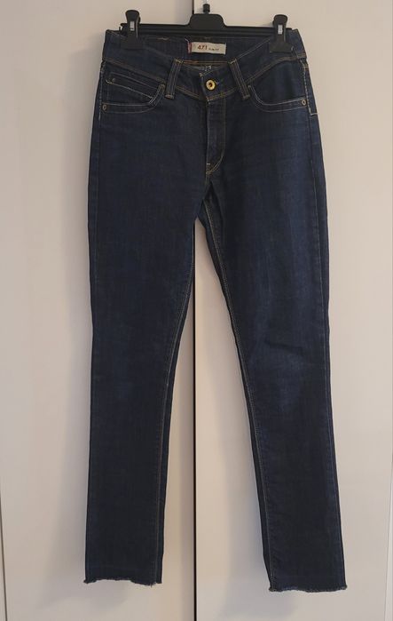 Blugi Levi's marimea 27 (asemanatori Zara, H&M)