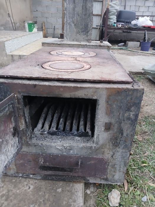 Печь , продаю срочно