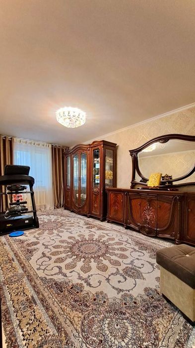 4х комнатная квартира в Яккасар. р-не балкон ремонт локация хорошая