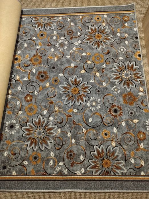 Mocheta ornament floral 1,5x6m