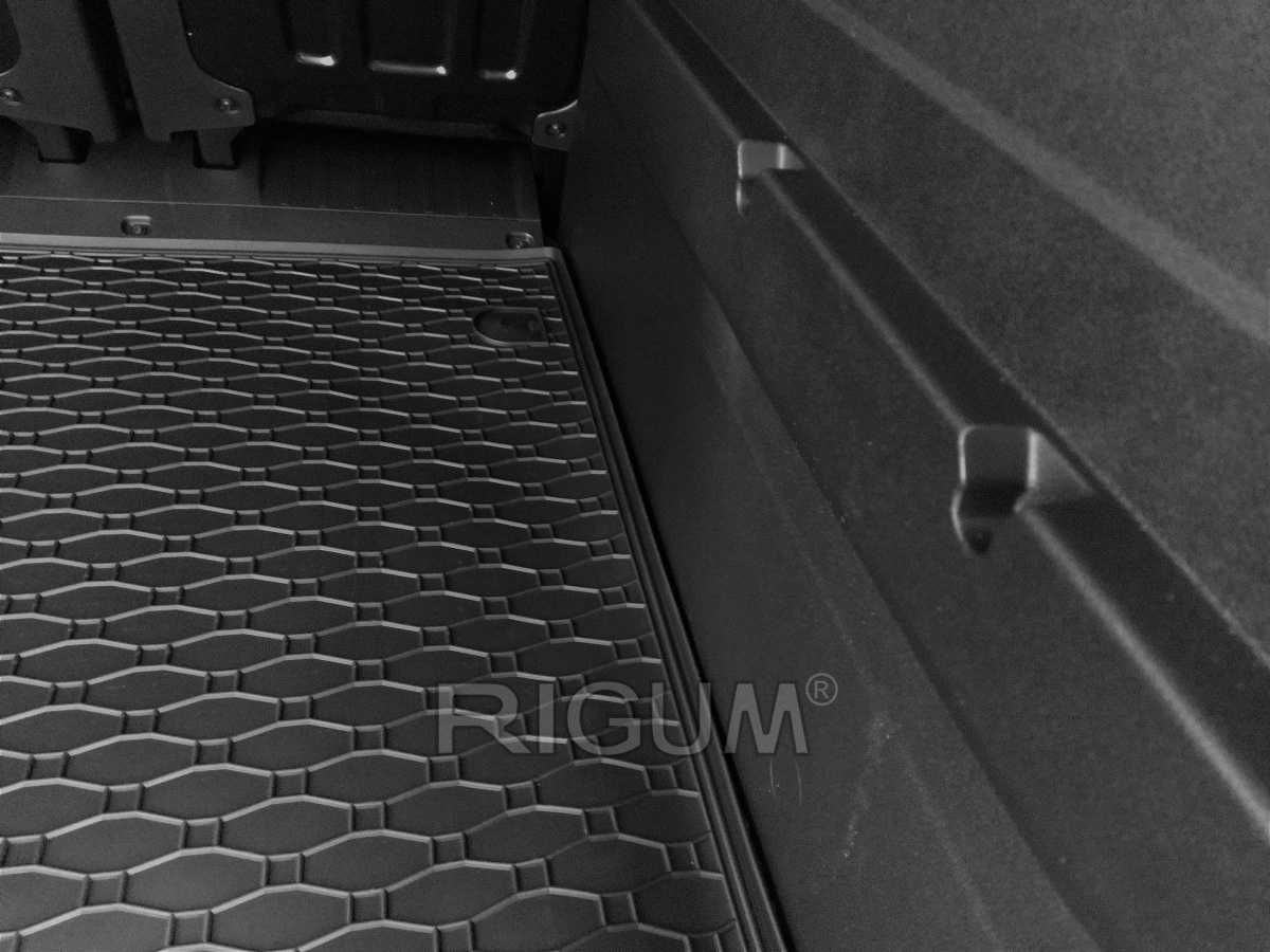 Гумени стелки, багажник CITROEN Berlingo PEUGEOT Partner след 2019г
