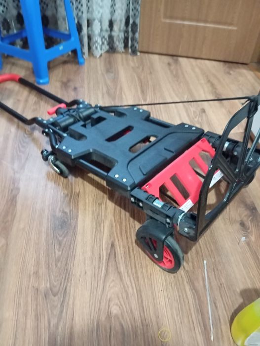 Căruț de carat marfa