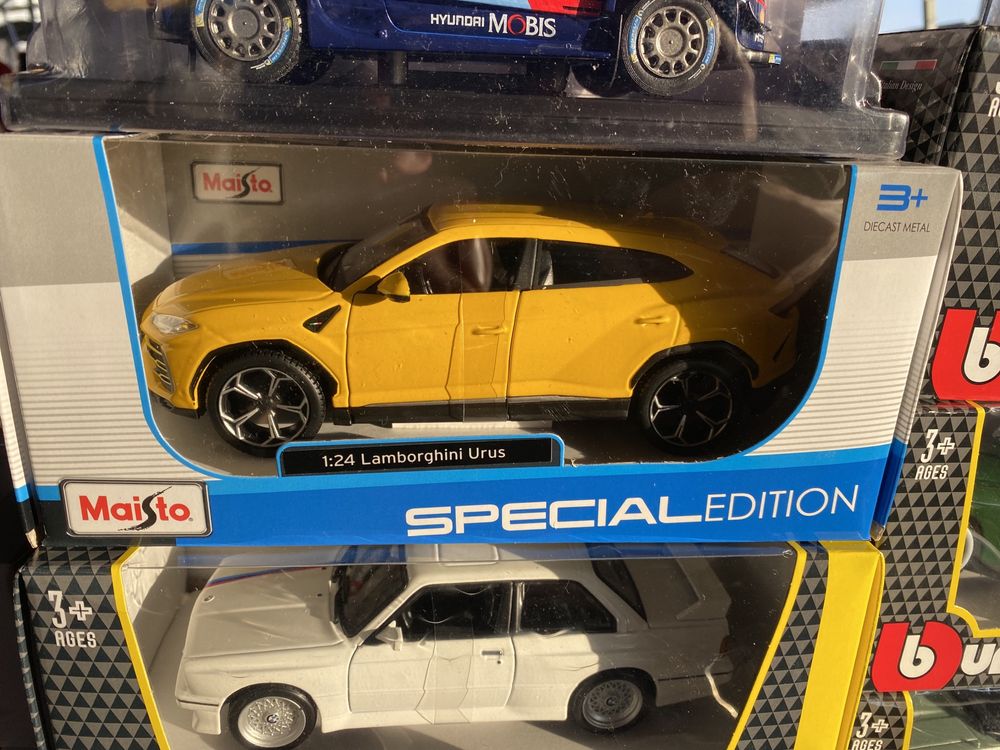 Maisto LAMBORGHINI URUS machetă auto scara 1:24