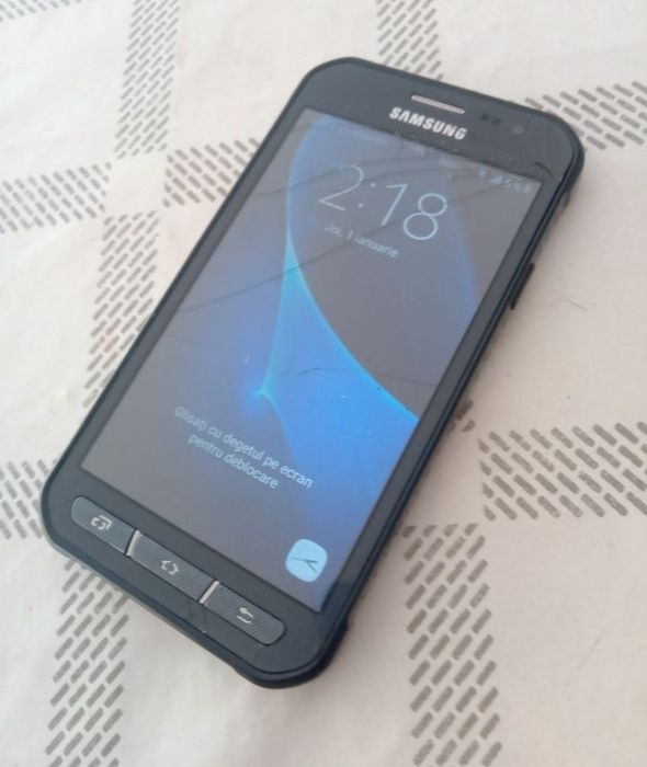 Telefon piese Samsung Xcover 3 , SM 389F , touch defect - complet

Il