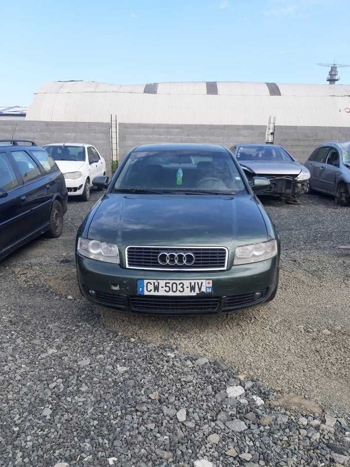 Dezmembrez Audi A4 B6 an 2004 motor 1.9 tdi tip AWX si AVF, 2.5TDI