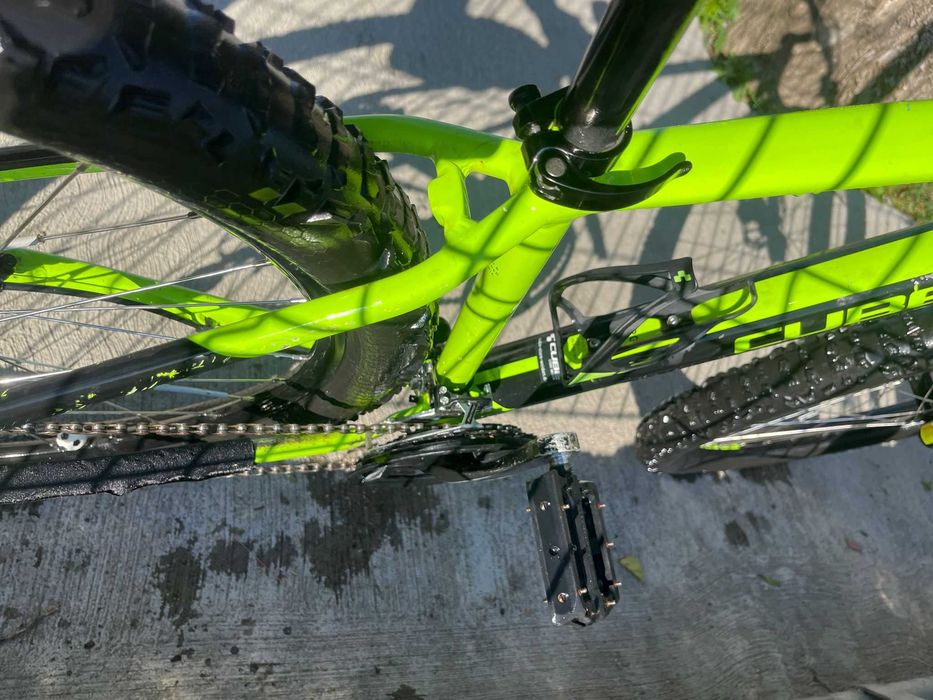 Bicicleta cube aim pro
