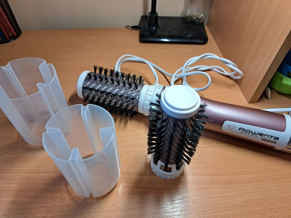 Електрическа четка за коса Rowenta