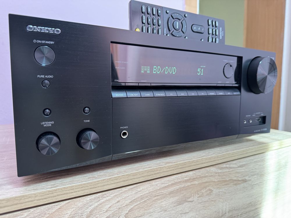 Като нов Onkyo TX-NR656 Bluetooth Wi-Fi Качествен