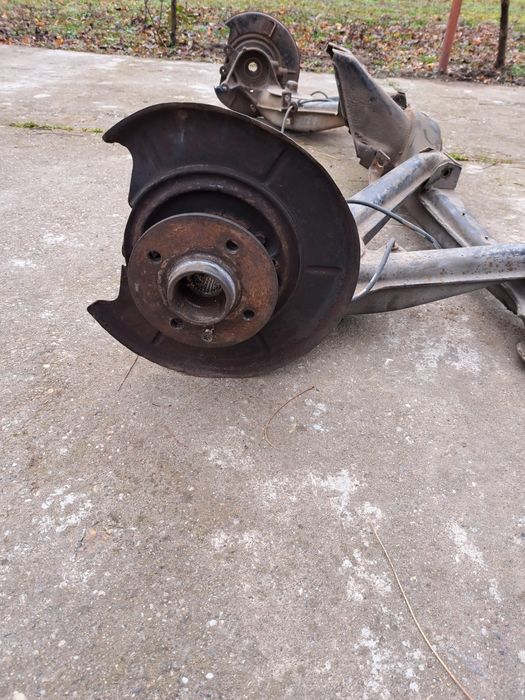 Punte spate BMW e30