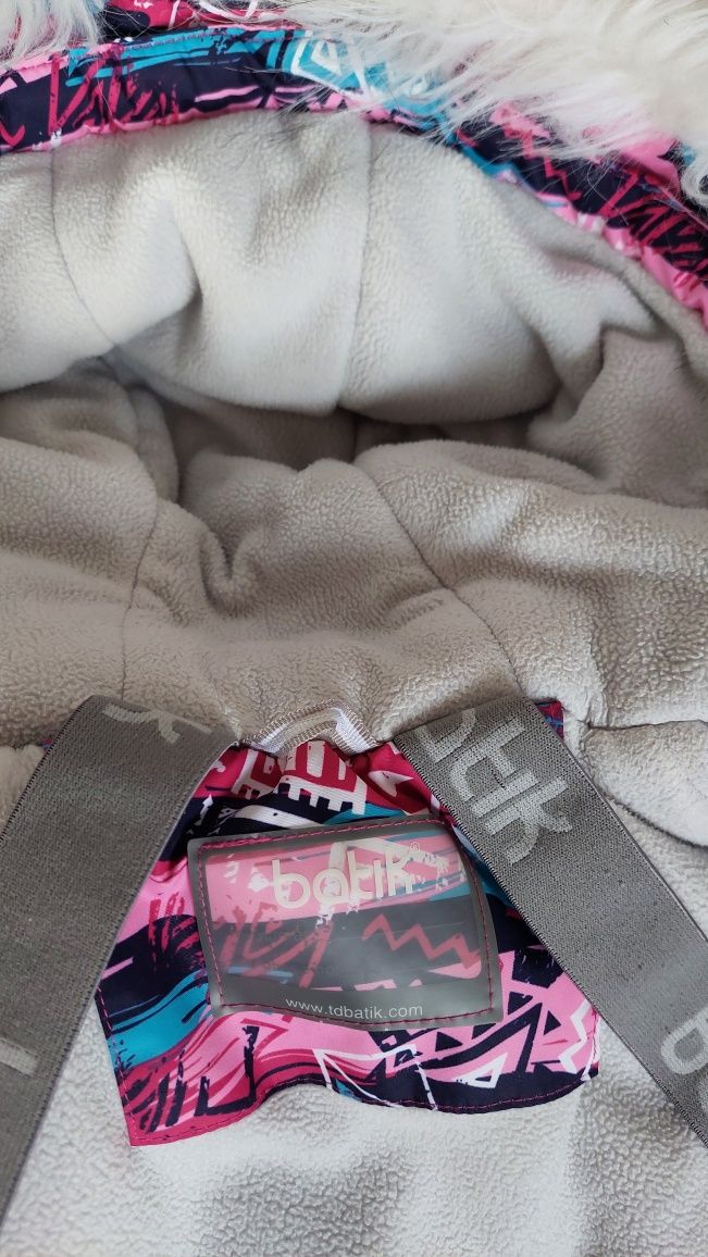 Продается зимний комбинезон  Batik на девочку в идеальном состоянии