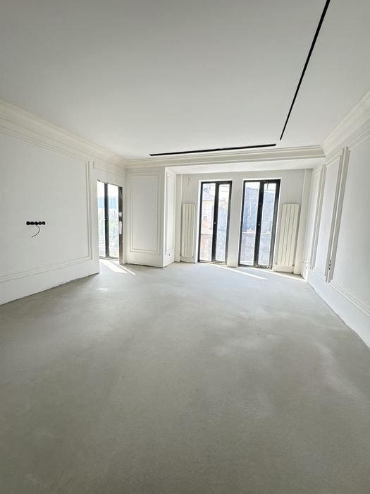 Продается Евро Дом на Амир Тимура 5 сот 10 ком 3 уровнья 80% ремонт