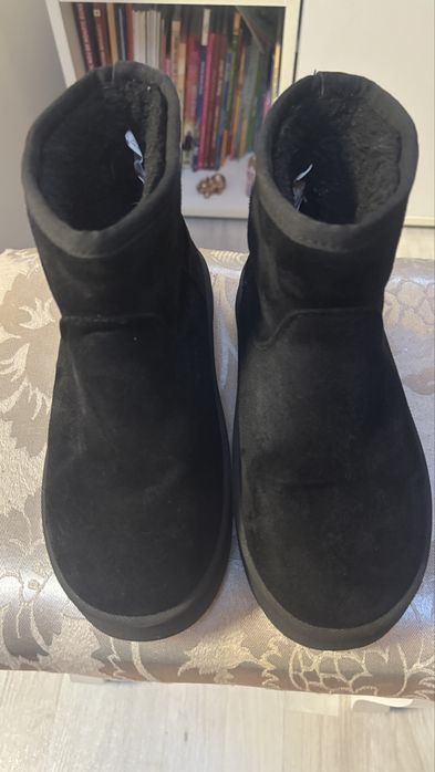 Cizmulite marca DeZee, marimea 33