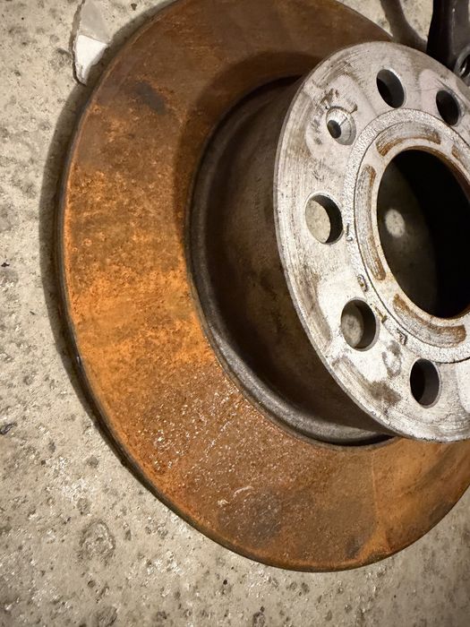 Frane spate etrieri discuri vw audi seat skoda