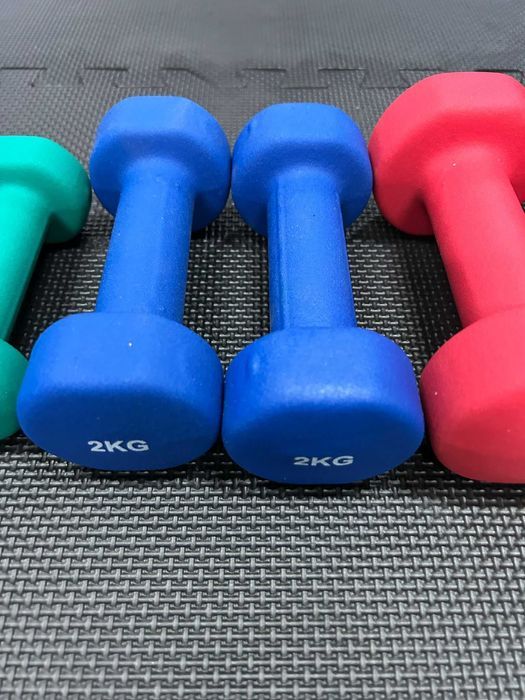 Pachet Gantere De Aerobic 30 kg: 1+1, 2+2, 3+3, 4+4, 5+5 kg