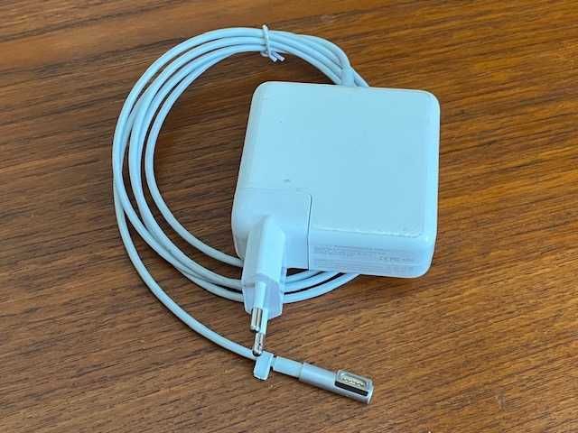 Adaptor priza MagSafe (L-shape) pentru MacBook/ Macbook Pro 13, 15