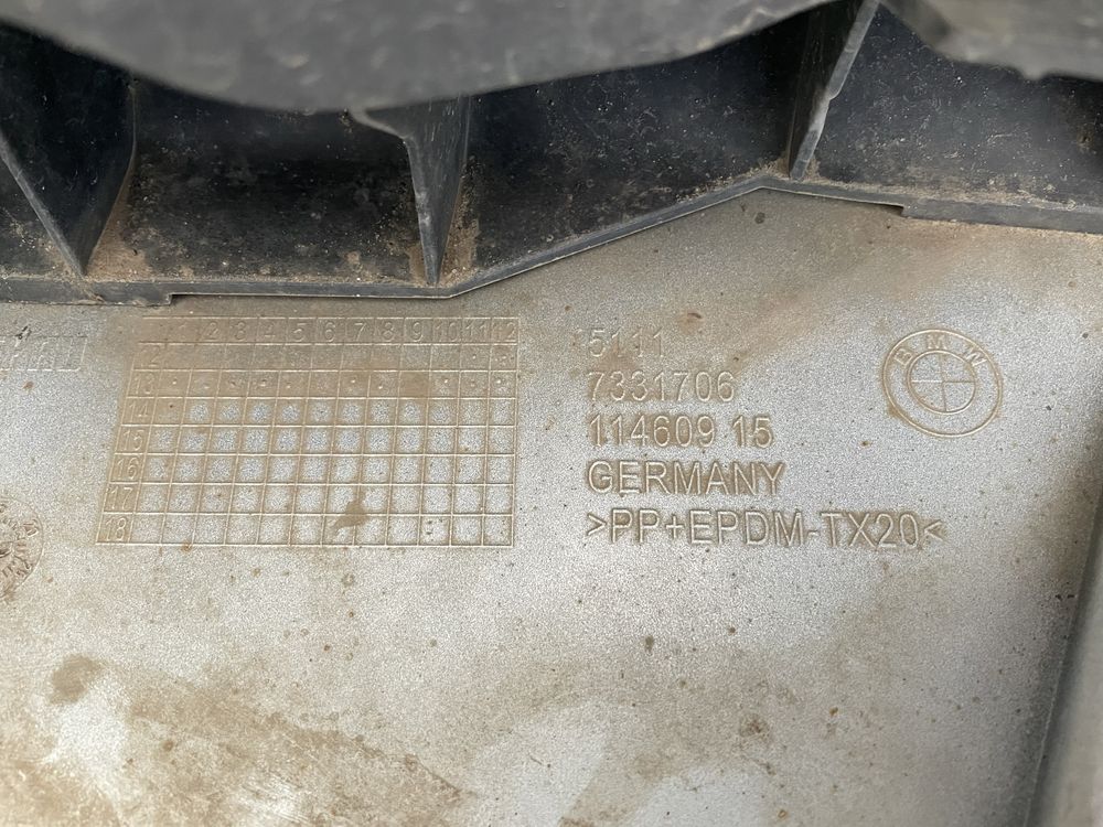 Vand pachet bara fata / spate praguri BMW F10 / F11 difuzor M