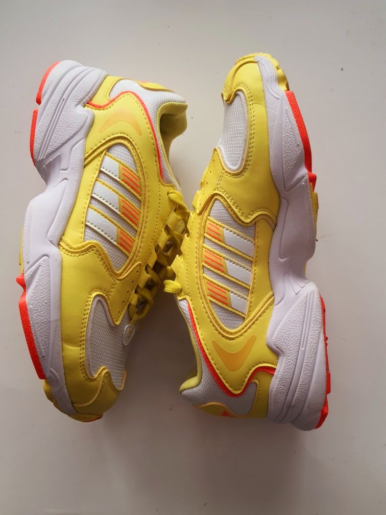 Adidas originali mărimea 40,5/25,5 cm