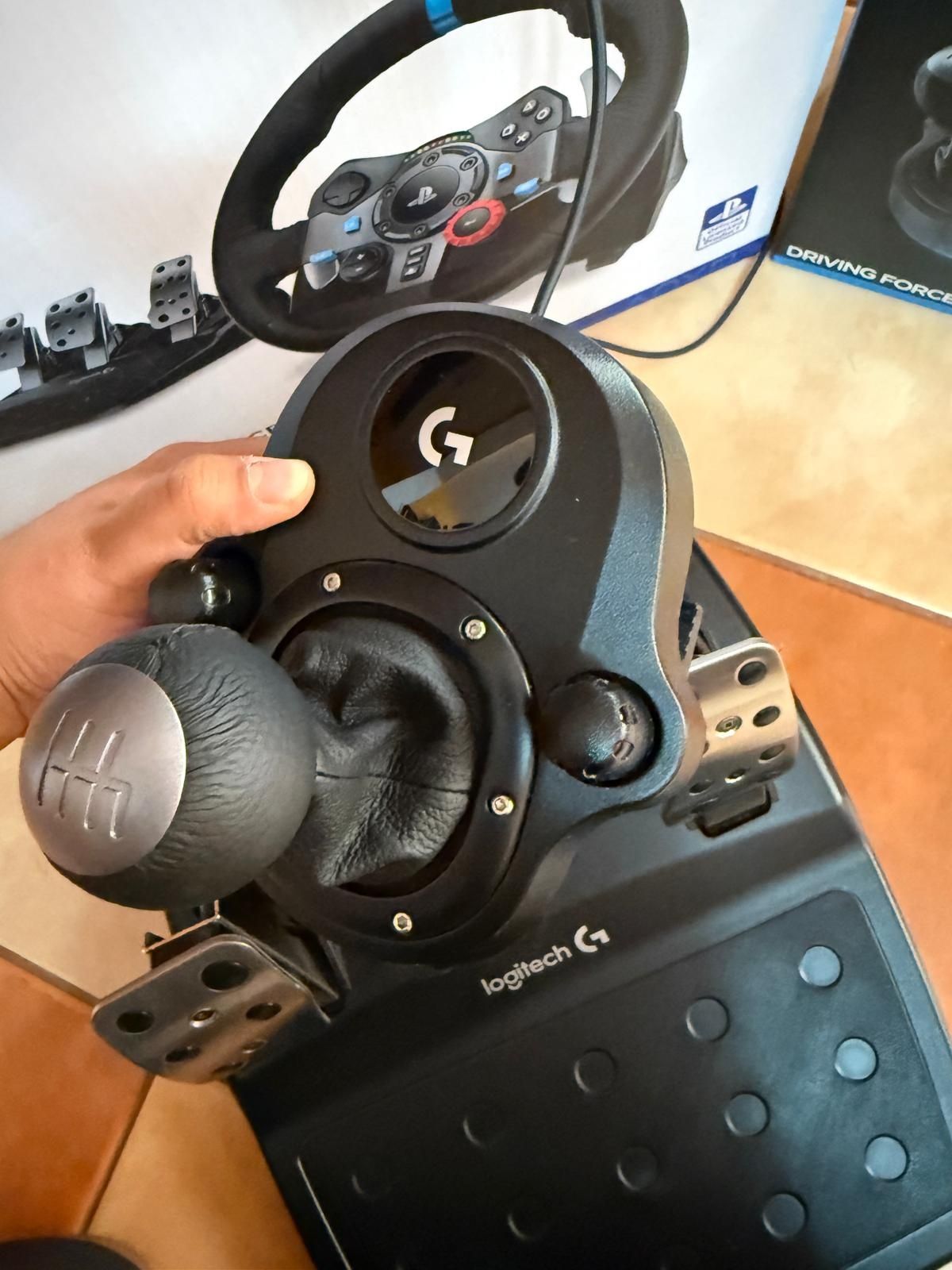 Volan logitech+schimbator