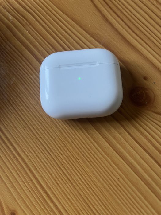 Кейс оригинал airpods 3