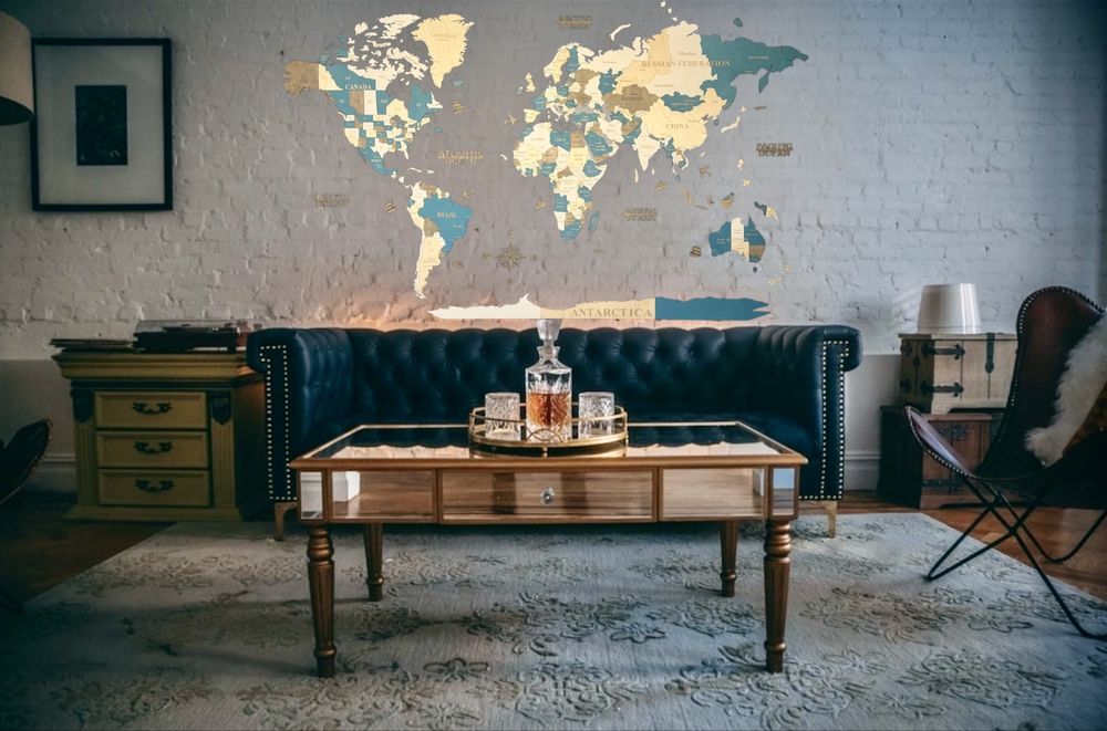 Дървена карта на света