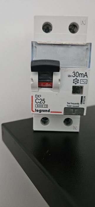 Vand Siguranta automata diferentiala Legrand C25 30mA