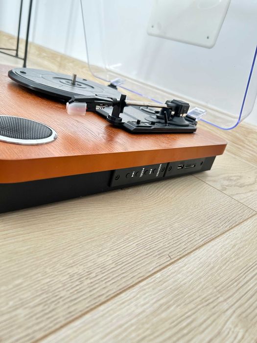 Pick-up AKAI , MODEL - ATT-11BTN