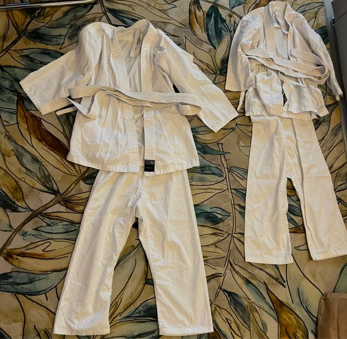 Costum Karate.