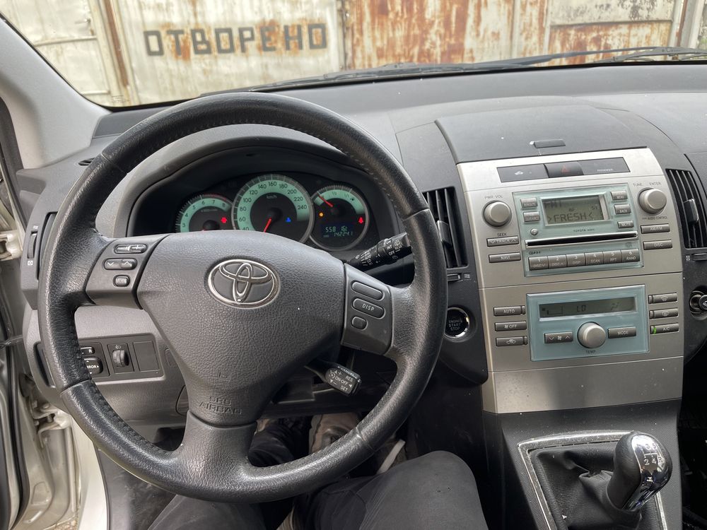 На Части  Toyota Corolla Verso 1.6 vvt-i 110 к.с 2006 НА ЧАСТИ