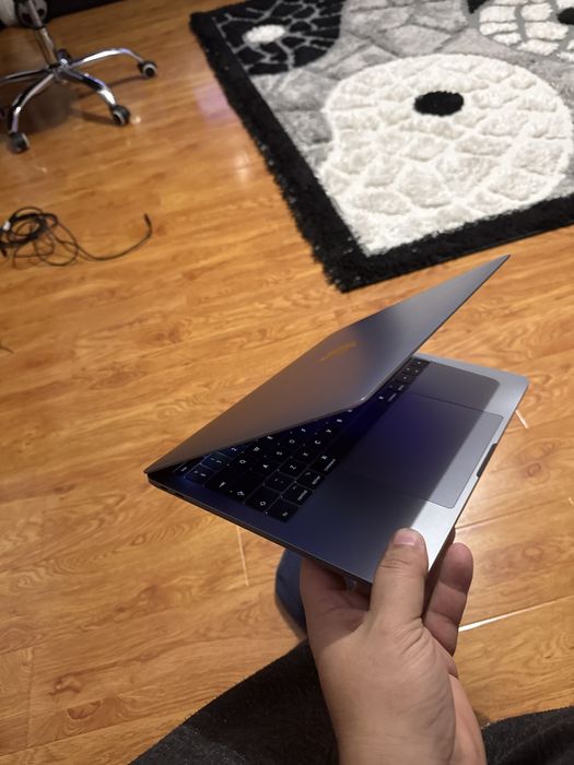 Laptop Apple Macbook Pro i5 8gb 2017