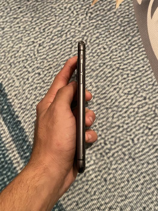 iphone 11 в отличном состояний