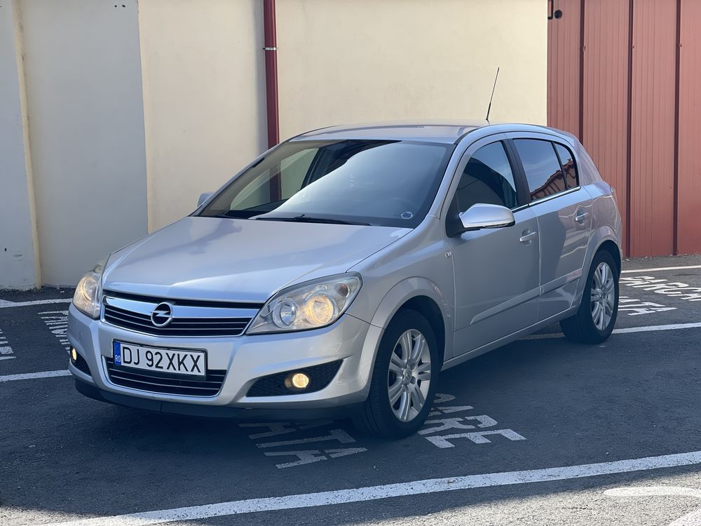 Opel Astra 2008 1.9 150cp