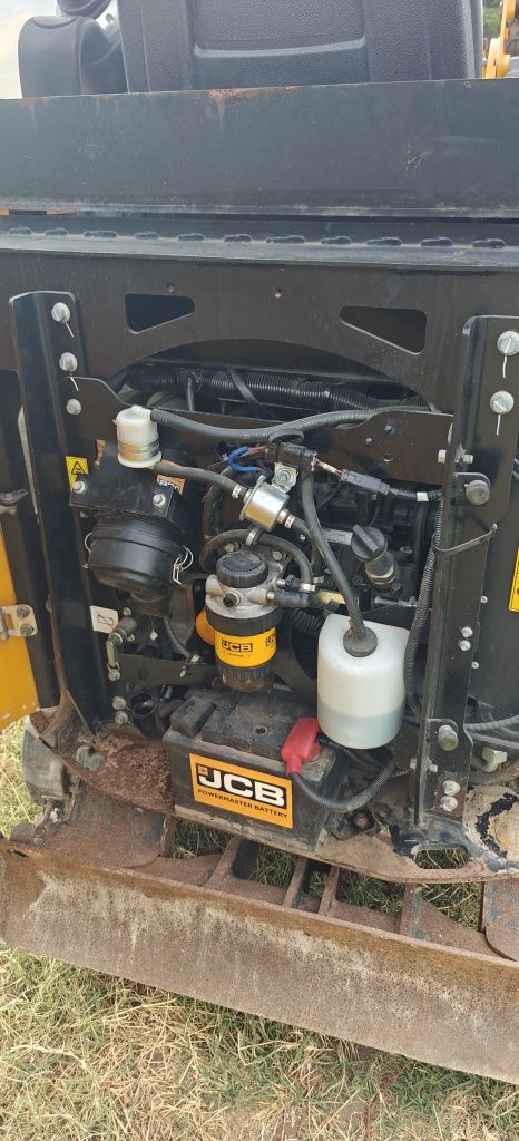 Мини багер JCB 16 C1