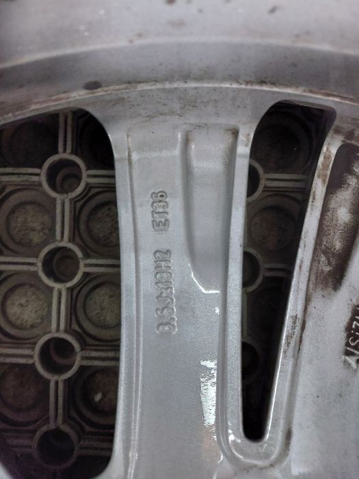 trei jante 19 originale mercedes s w222 / a217 / c217 8,5j et36