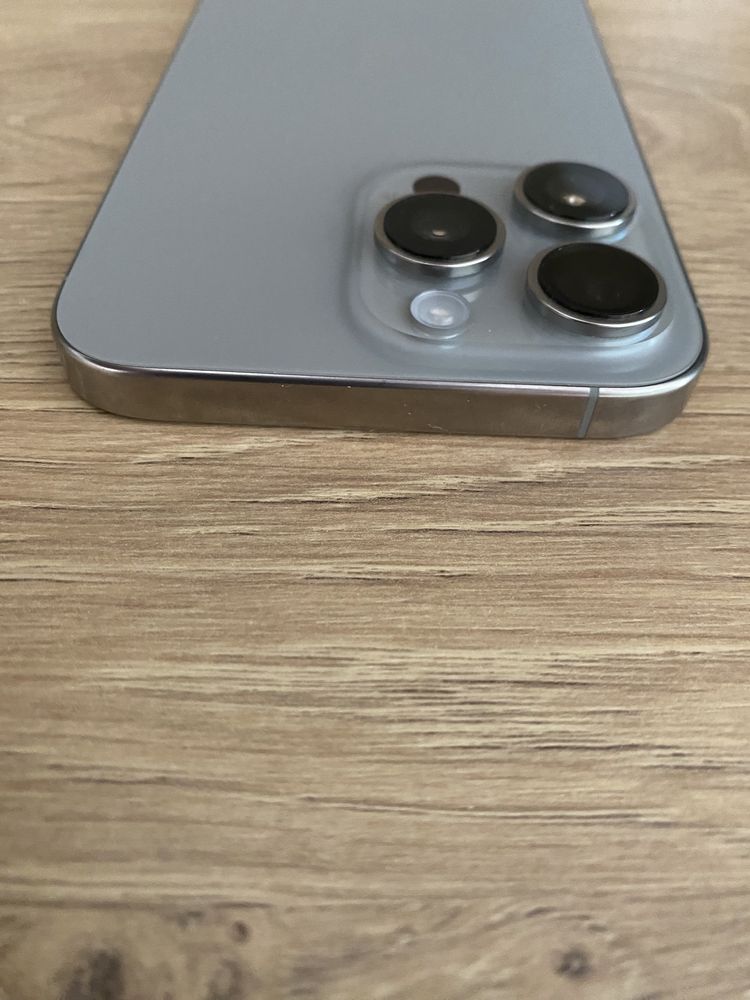 iPhone 16 Pro max Natural- За части