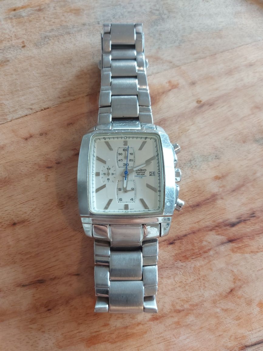 Casio Edifice WR 100M часовник