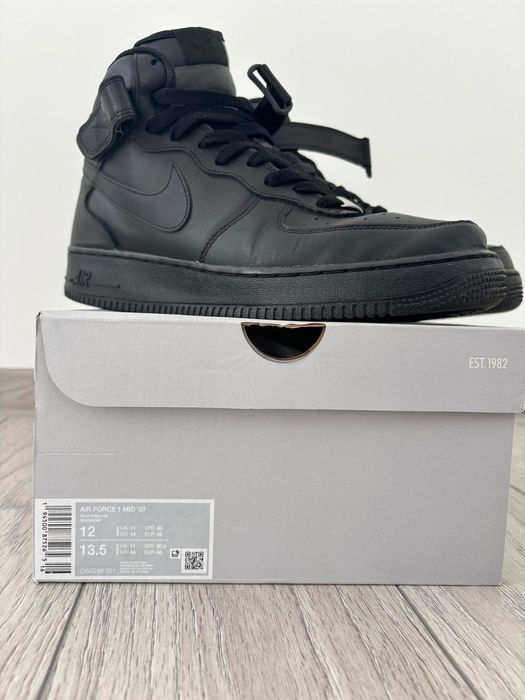 Vand Air Force 1 Mid 07' negrii