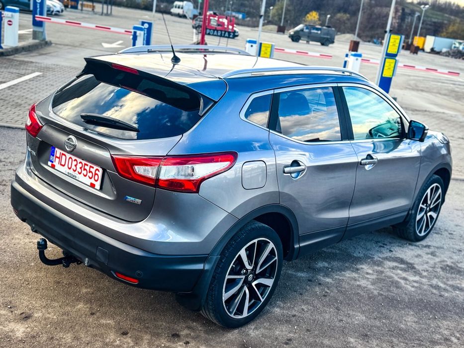 Nissan Qashqai 1.5 LED PANO 360