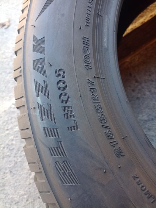 4 anvelope de iarna Bridgestone 215/65 R17 2xdot 2120 2xdot 1122