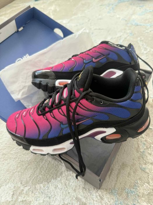 Продавам нови маратонки Nike 44 номер