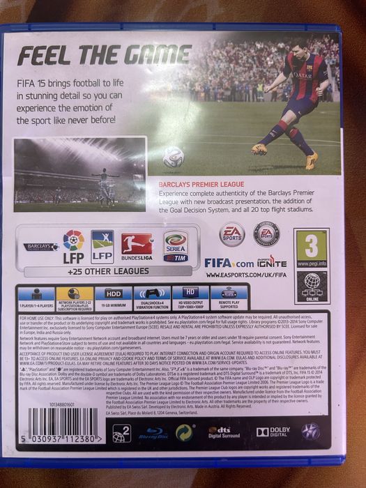 Vand fifa 15  in stare buna