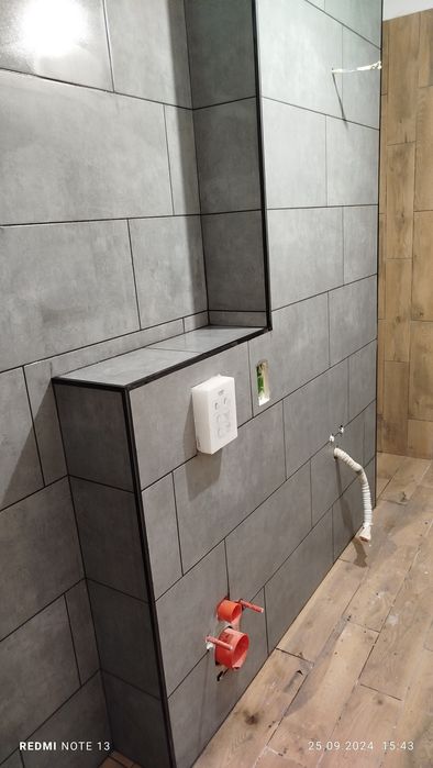 Montaj profile decorative zugrav