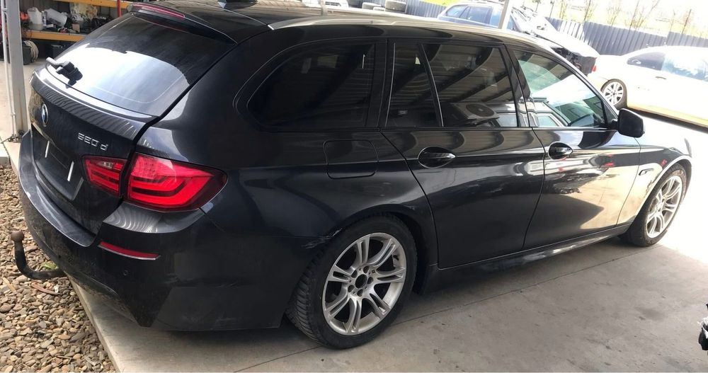 Dezmembrez BMW 520d F11 M-Pack,Hi-Fi,Bancheta spate incalzita,Volan M