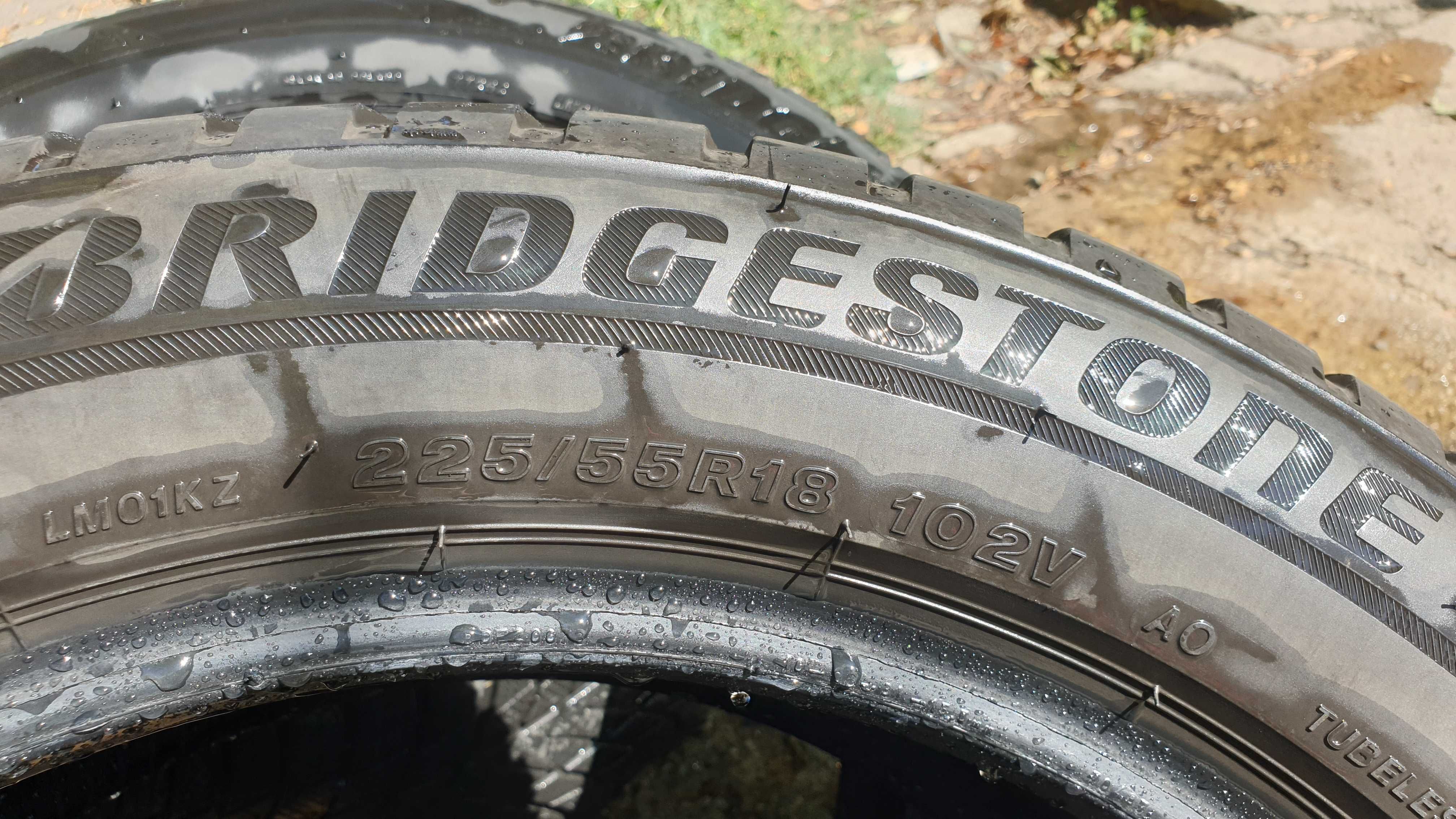 225/55/18 - 4бр. Зимни Гуми Bridgestone Blizzak 001