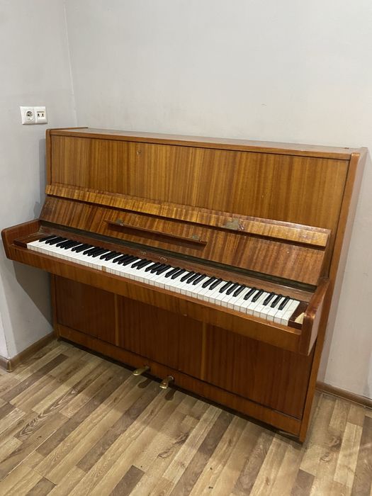 Фортопиано старый хороший