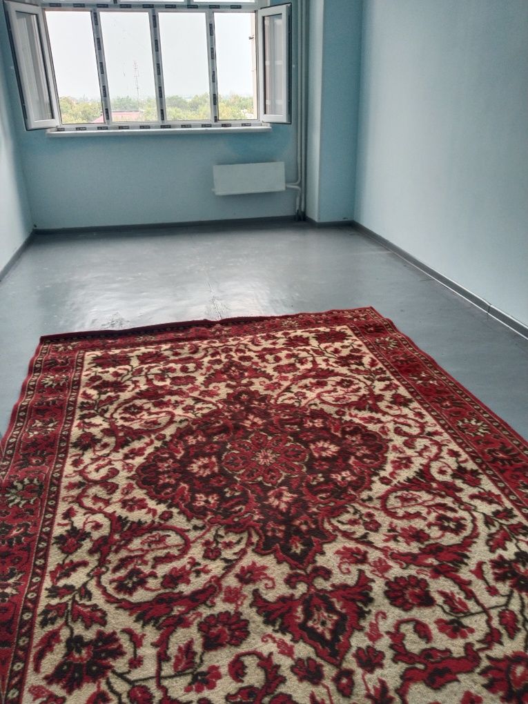 Продам 2 комнатную квартиру. Бывшее общежитие. 34 кв м. Газа нет.
